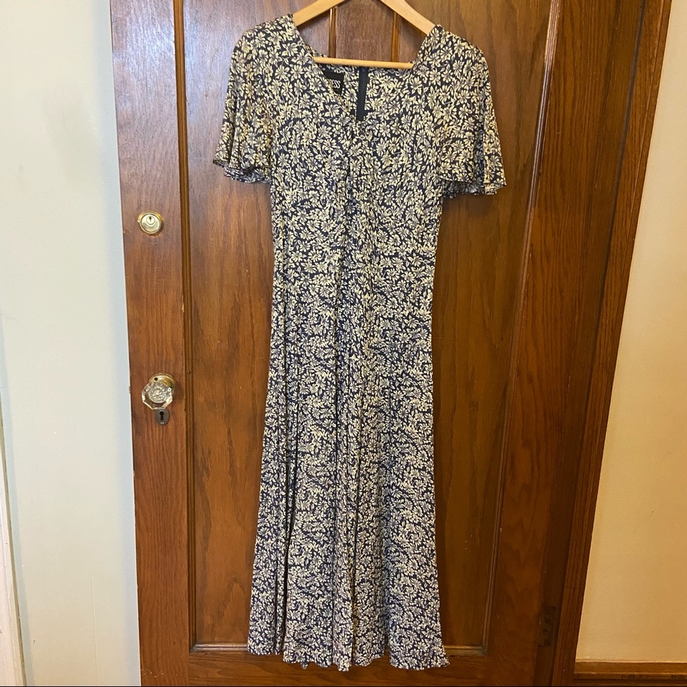Like new vintage blue floral dress